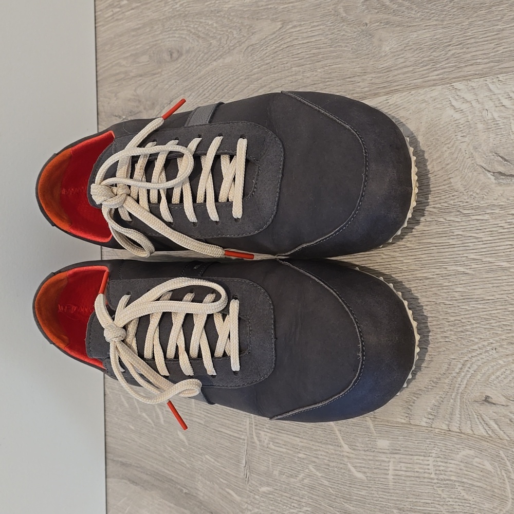 Ecols Magnetic Grey Plae Waterproof Sneakers Size 10.5